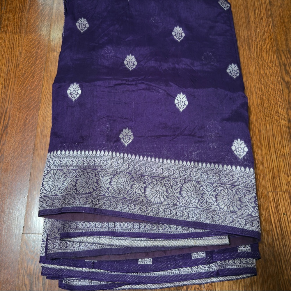 Purple and Silver Patterned chiffon bananas